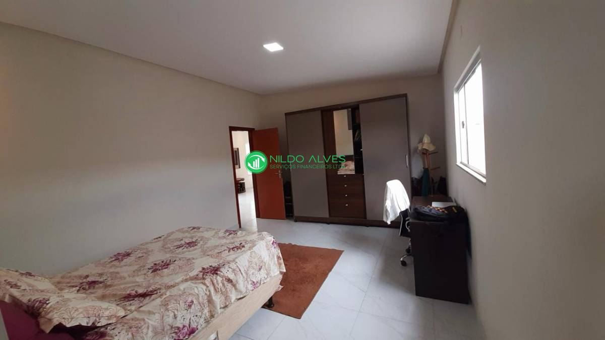 Casa à venda com 3 quartos, 130m² - Foto 3