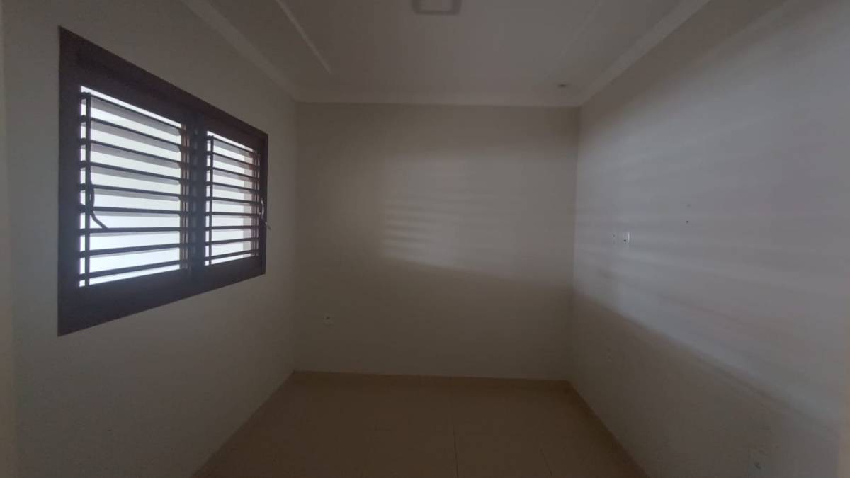 Casa à venda com 3 quartos, 70m² - Foto 10